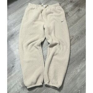Nike Therma Fit Sherpa Sweatpants Women's XL Fuzzy Fleece Tan Cozy Jogger 36x30